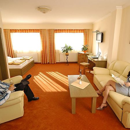 Hotel Bavaria Abda Værelse billede
